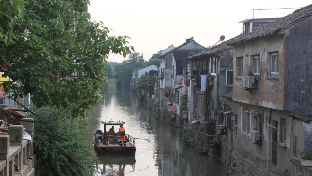 地震受灾群众生活需求有保障