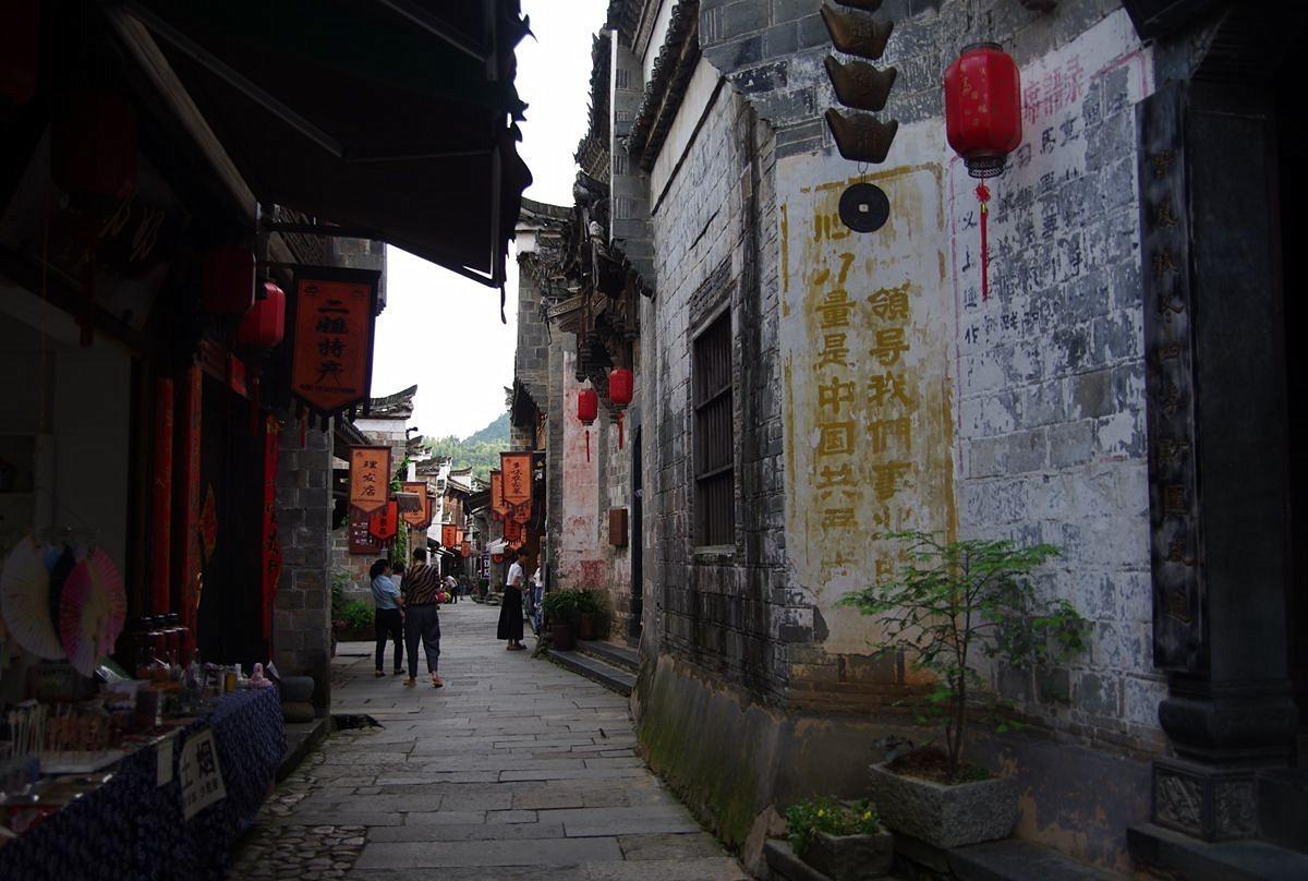 寻找游泳套件